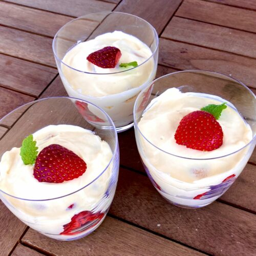 Erdbeer-Topfen Dessert im Glas – gut abgeschmeckt